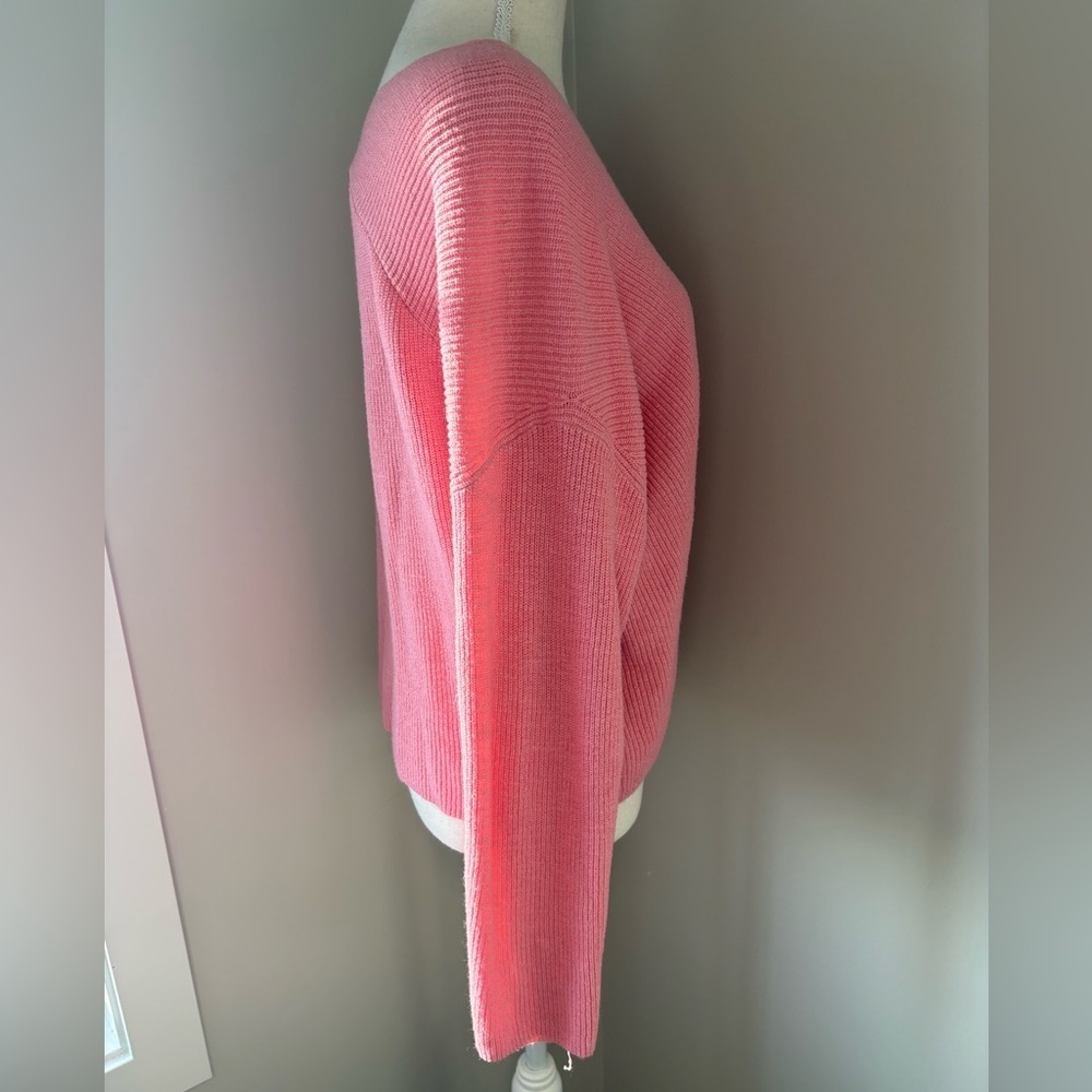 Joe Fresh Ribbed V-Neck Sweater – Size Large - Picture 2 of 9